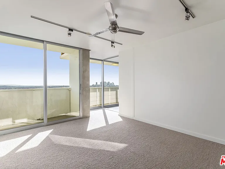 8787 Shoreham Dr #610 — Photo 5