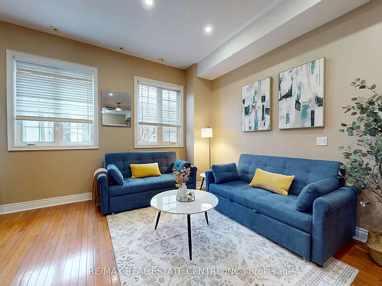 1376 Eglinton Ave W — Photo 2