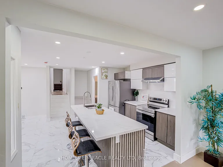 122 Ormond Dr — Photo 11