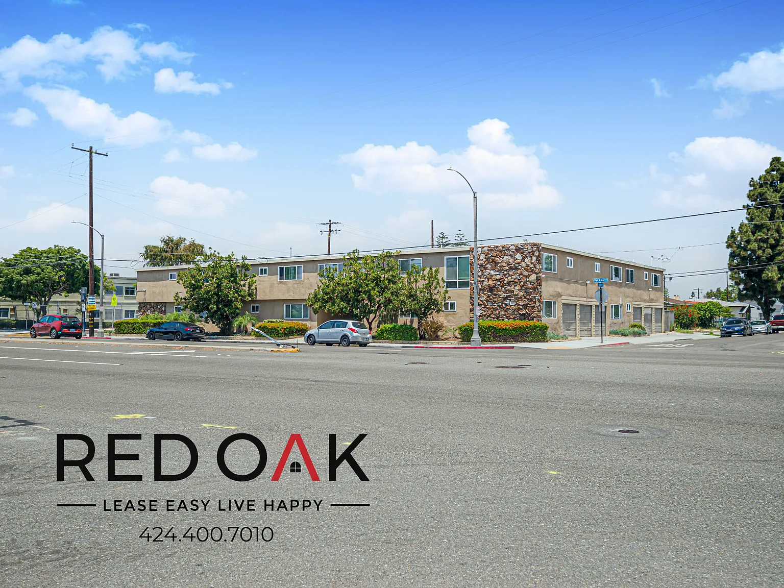 ~1 Month FREE~ Stylish One Bedroom with Beautiful Tile Floors, Swimming Pool, and On-Site Laundry... — Photo 4
