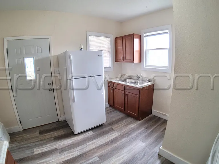 1001 C Ave NW — Photo 7