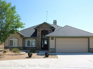24381 Jacaranda Dr, Tehachapi, CA 93561