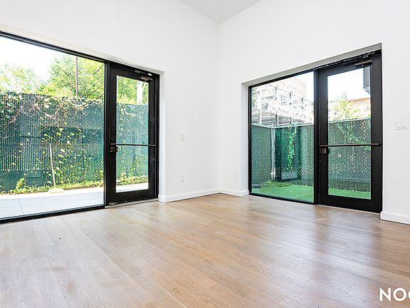 4th image of 260 Knickerbocker Ave #1E