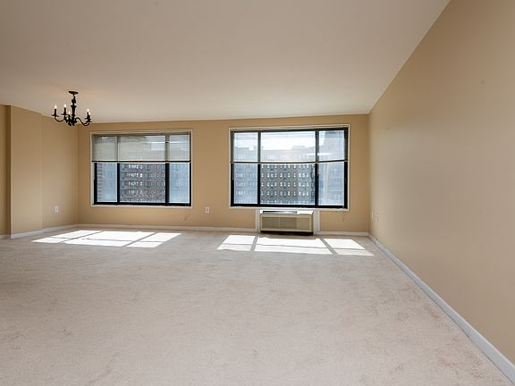 2nd image of 2501 Calvert St NW APT 604