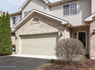 412 E Reader St, Elburn, IL 60119