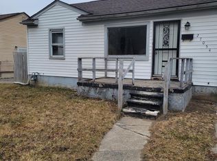 27054 Notre Dame St, Inkster, MI 48141