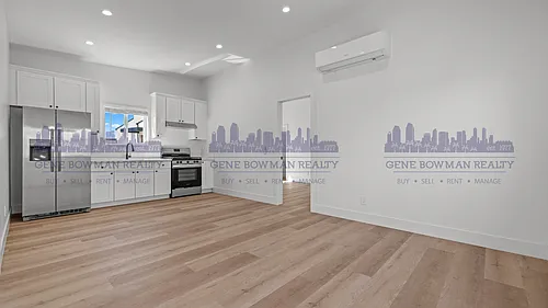 2411 Fleetwood St Photo 1