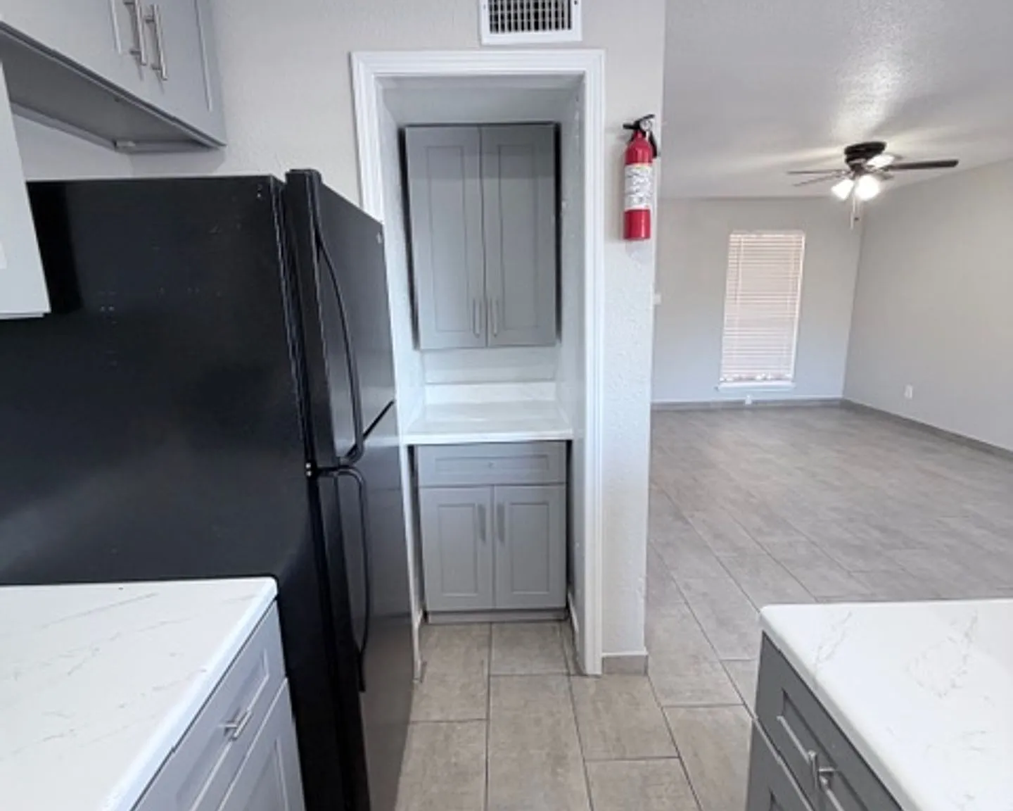 Stoneriver Apartments — Photo 3