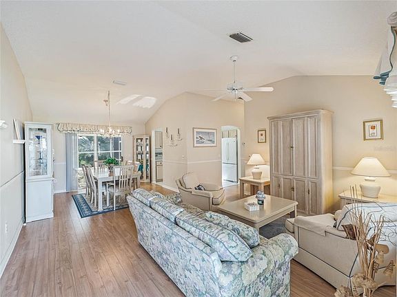 5th image of 1307 Landeros Ln