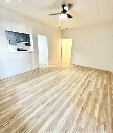 2nd image of 752 S Mariposa Ave APT 204