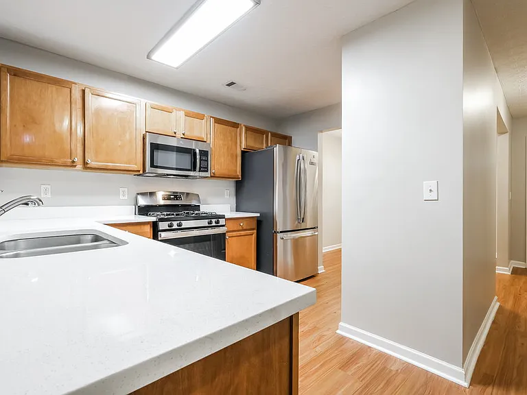 533 Arrowhead Dr — Photo 7
