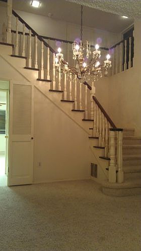 1st image of 3909 Dalehurst Dr