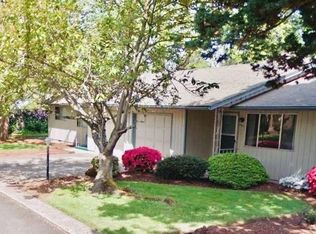 974 Hopkins Ct NE, Salem, OR 97303