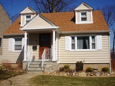 97 Highwood Ave, Waldwick, NJ, 07463