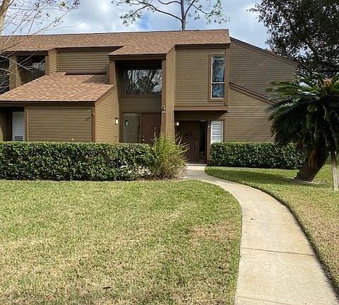 2nd image of 50 Hembury Ln #50
