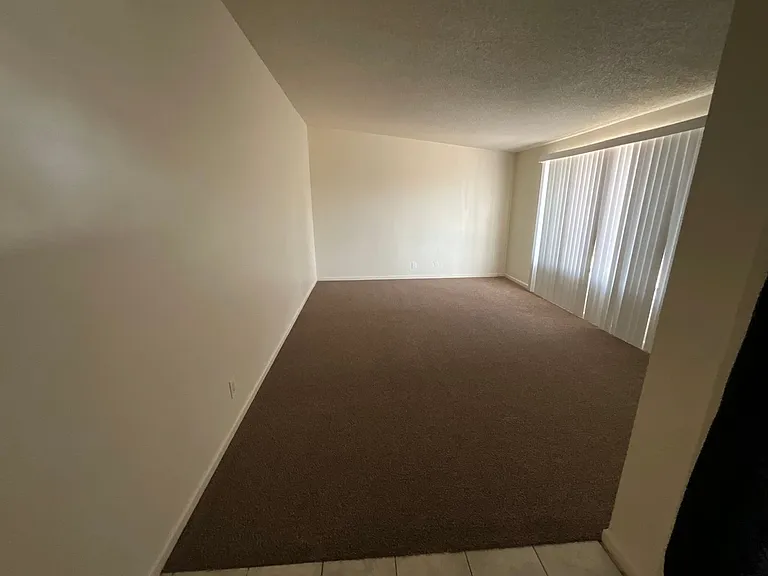 1808 N Aster St — Photo 11