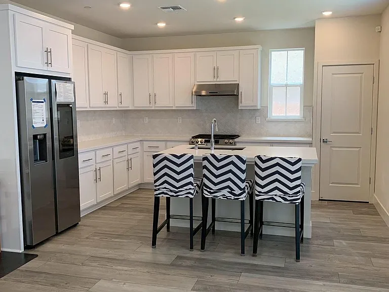 7149 Diamond Ave — Photo 27