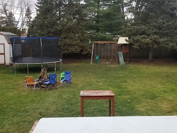 4th image of 42228 N 1st Ave