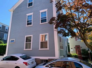 113 Prospect Hill St #2, Newport, RI 02840