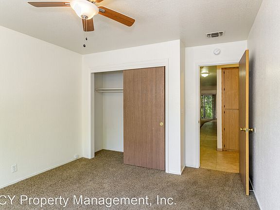 3rd image of 643 W 4th Ave #10907481