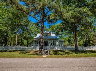 235 Hickory St, New Ulm, TX 78950