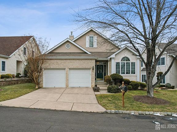 2nd image of 4 Trent Rd