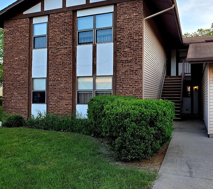 1st image of 19202 Elm Dr Unit 157