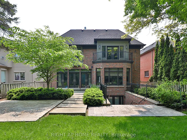 154 Munro Blvd — Photo 43