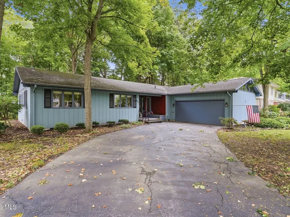 615 Sutton Pl, Findlay, OH 45840