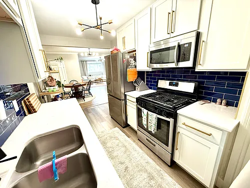 1686 Westwood Ave Photo 1