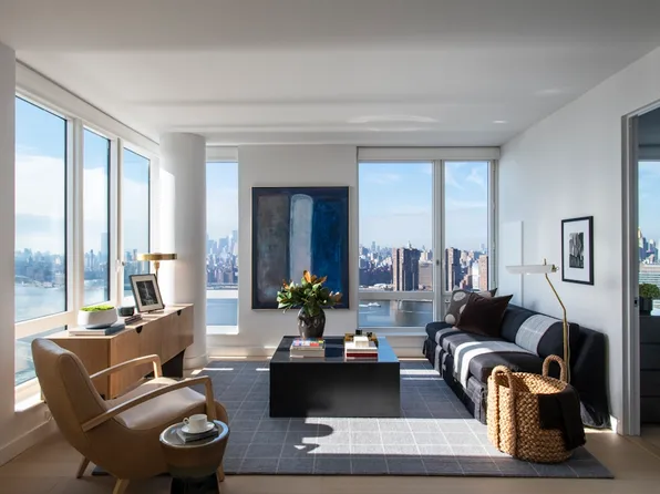 1-15 57th Avenue image 2 of 19