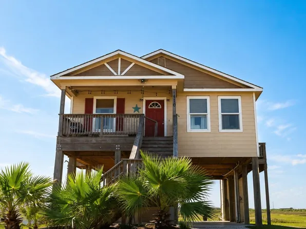 1110 Militia Dr, Surfside Beach, TX 77541