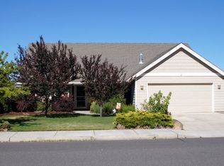 2515 NW 22nd St, Redmond, OR 97756