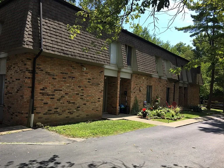95 Burley Cir — Photo 1