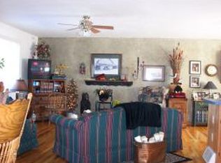 E1359 Stratton Lake Rd, Waupaca, WI 54981