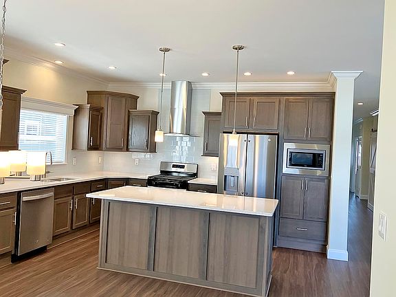3rd image of 104 Vanderbilt Dr #1538