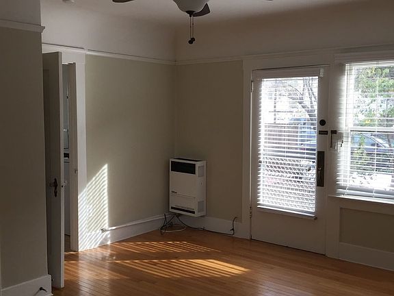 3rd image of 4057 Park Blvd
