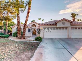 6325 Whispering Glen Cir, Las Vegas, NV 89108