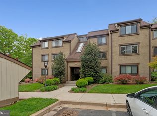 1621 Parkcrest Cir, Reston, VA 20190