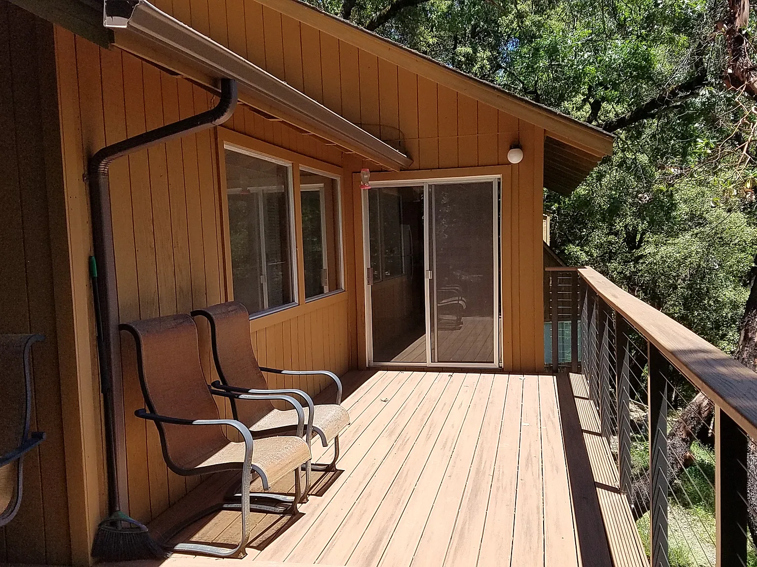 4 bed, 2400 sqft, $5,750 — Photo 4