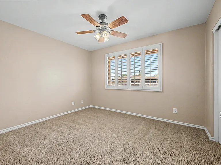 4016 W Hayward Ave — Photo 24