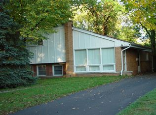 1245 Eastwood Ave, Highland Park, IL 60035