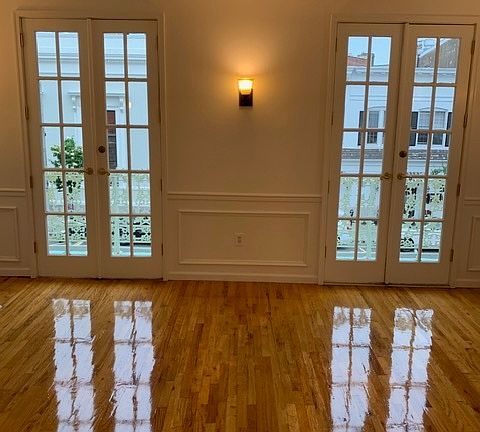 4th image of 159 E Broad St APT 1