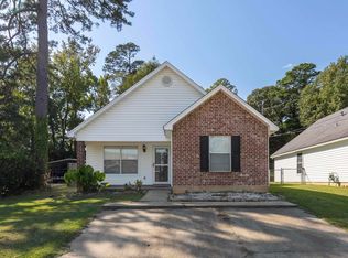 907 Arnold St, Ruston, LA 71270
