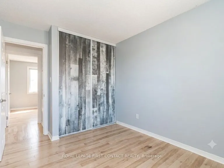 61 Herrell Ave — Photo 10