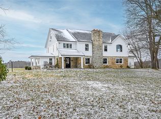 570 Steiner Bridge Rd, Valencia, PA 16059