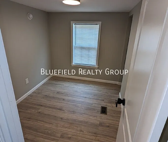 723 Reynolds Rd #A — Photo 10
