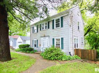 2029 Elm St, Davenport, IA 52803