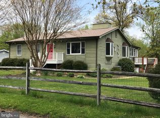 1550 Ridgely Dr, Edgewater, MD 21037