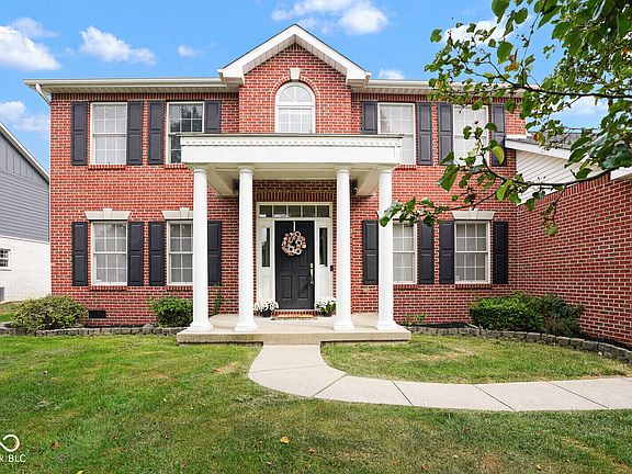 2nd image of 533 Schmitt Rd